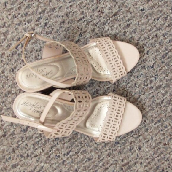 Shoes - Picture 3 of 6